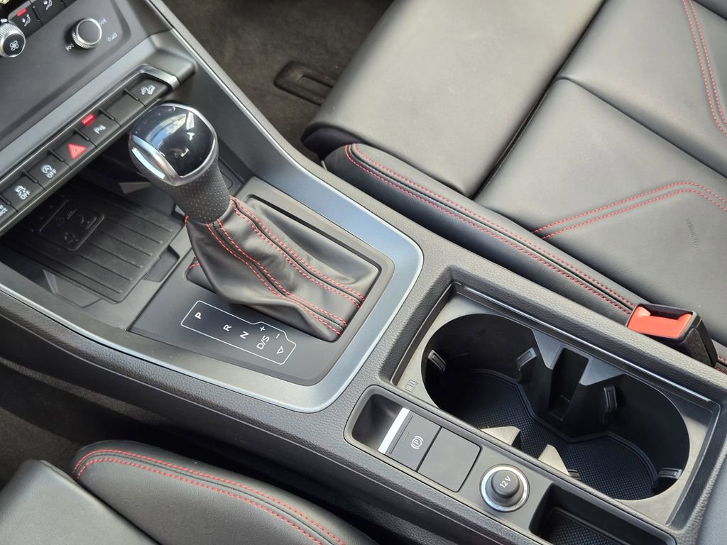 Certified 2025 Audi Q3 2.0T Premium Plus w/ Premium Plus Package image 25
