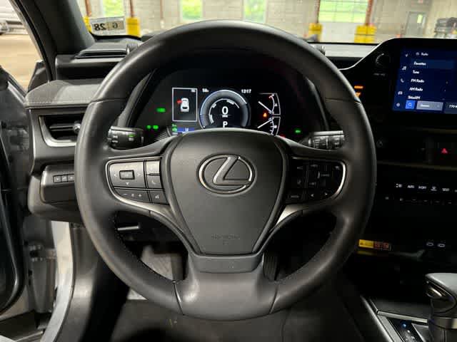 Used 2023 Lexus UX 250h AWD image 18