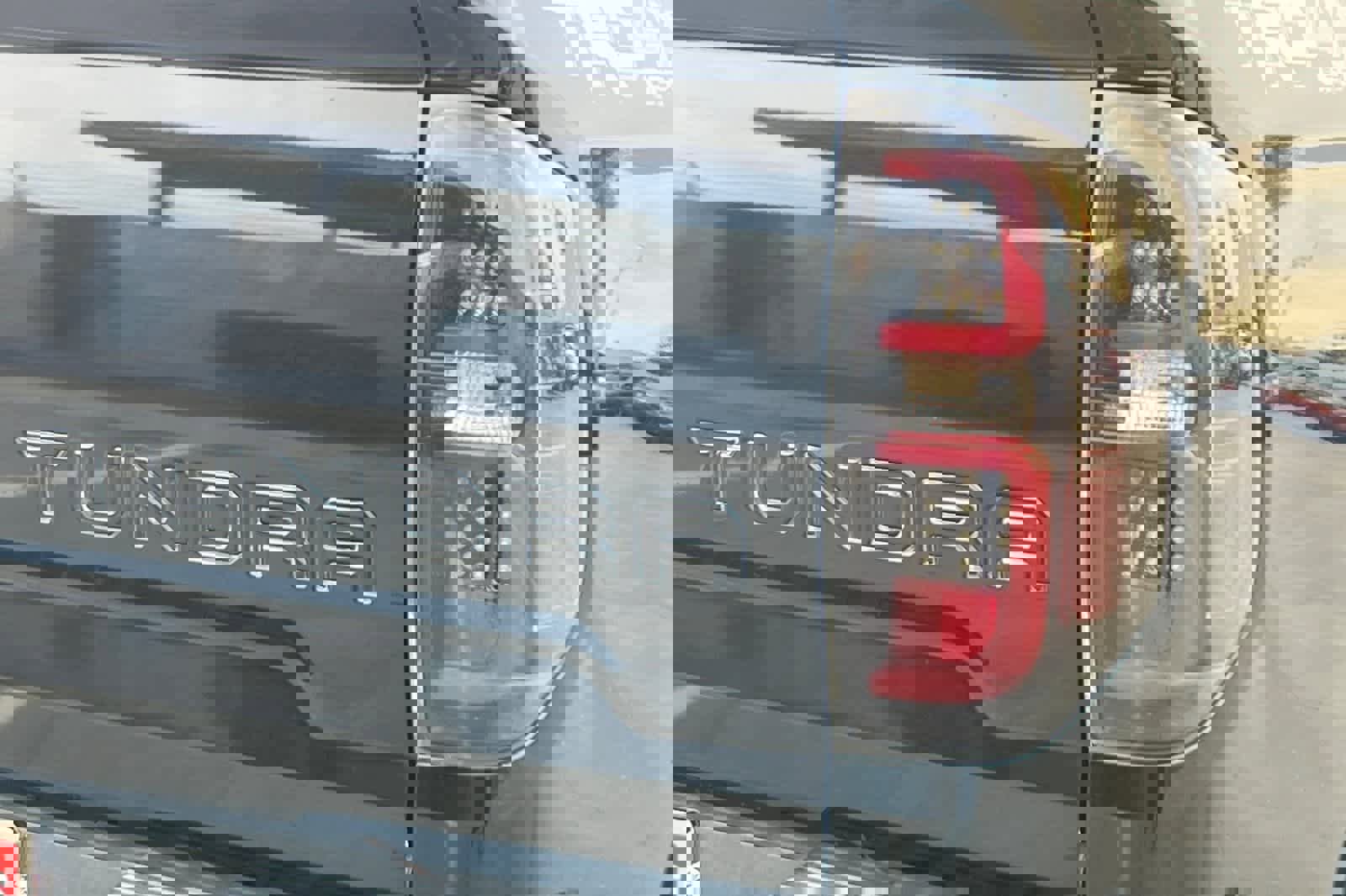 Used 2017 Toyota Tundra Limited image 33