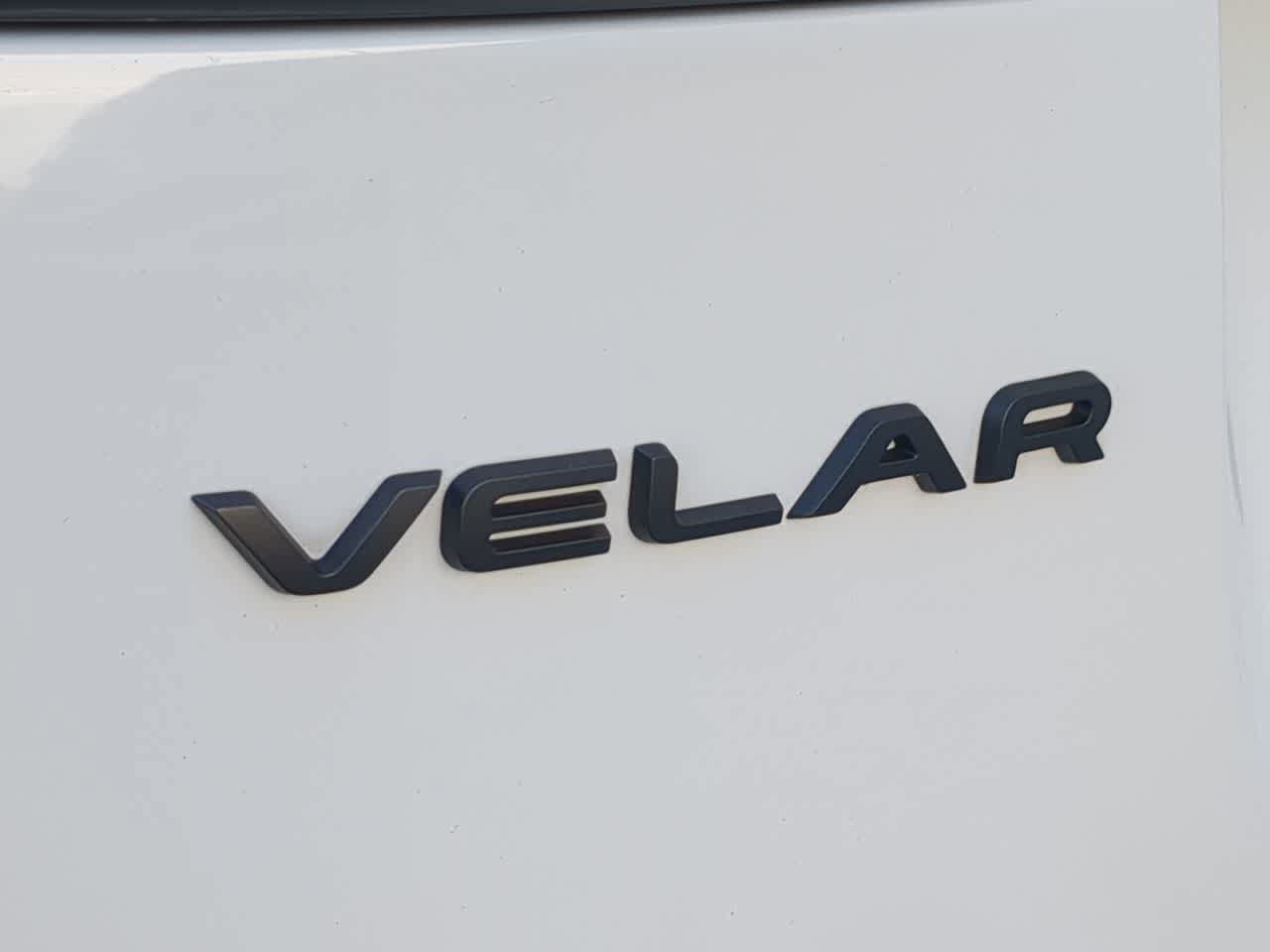 Used 2026 Land Rover Range Rover Velar Dynamic SE image 13