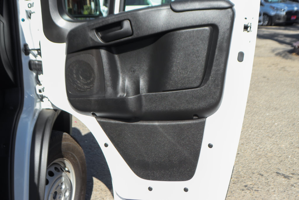 Used 2025 RAM ProMaster 2500 w/ U-Haul Equipment Group FWD image 34