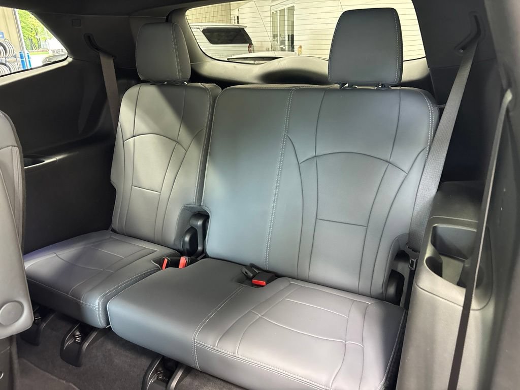 Used 2023 Buick Enclave Essence w/ Experience Buick Package AWD/4WD image 41