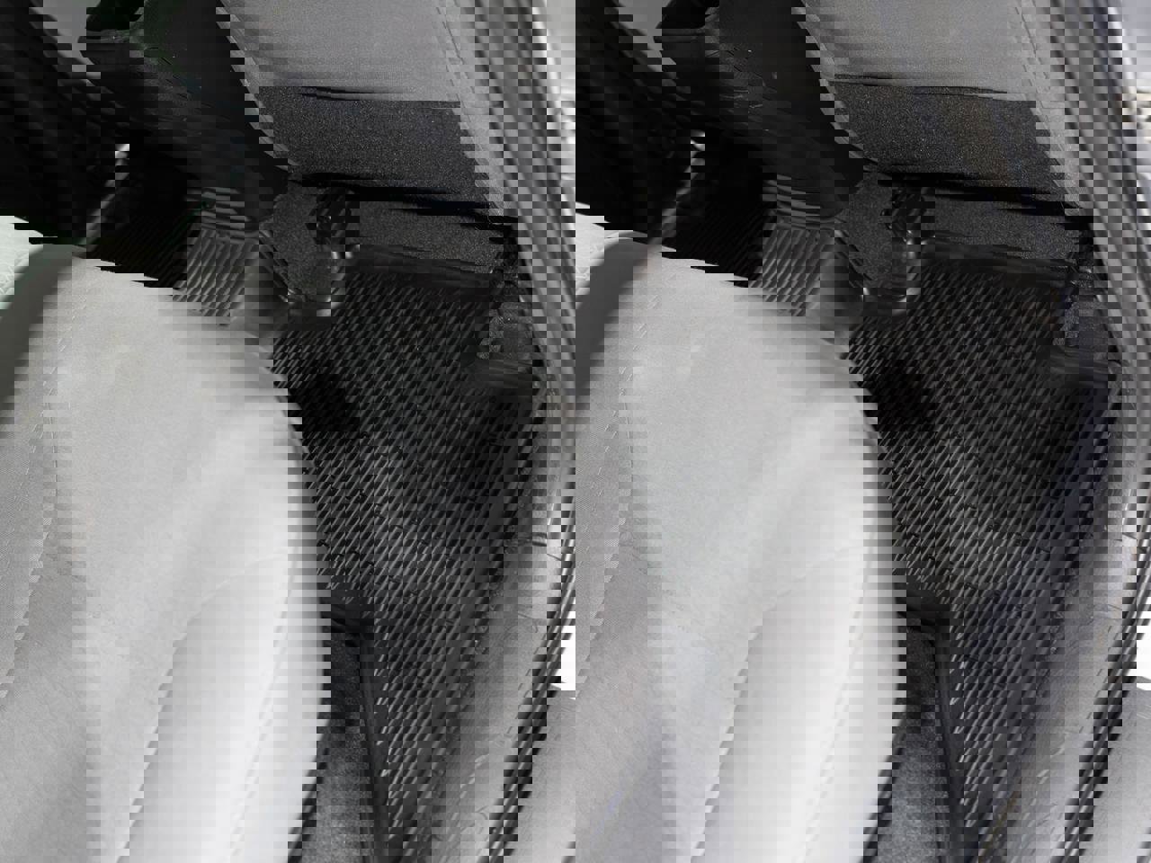 Used 2017 Toyota Tacoma SR image 30