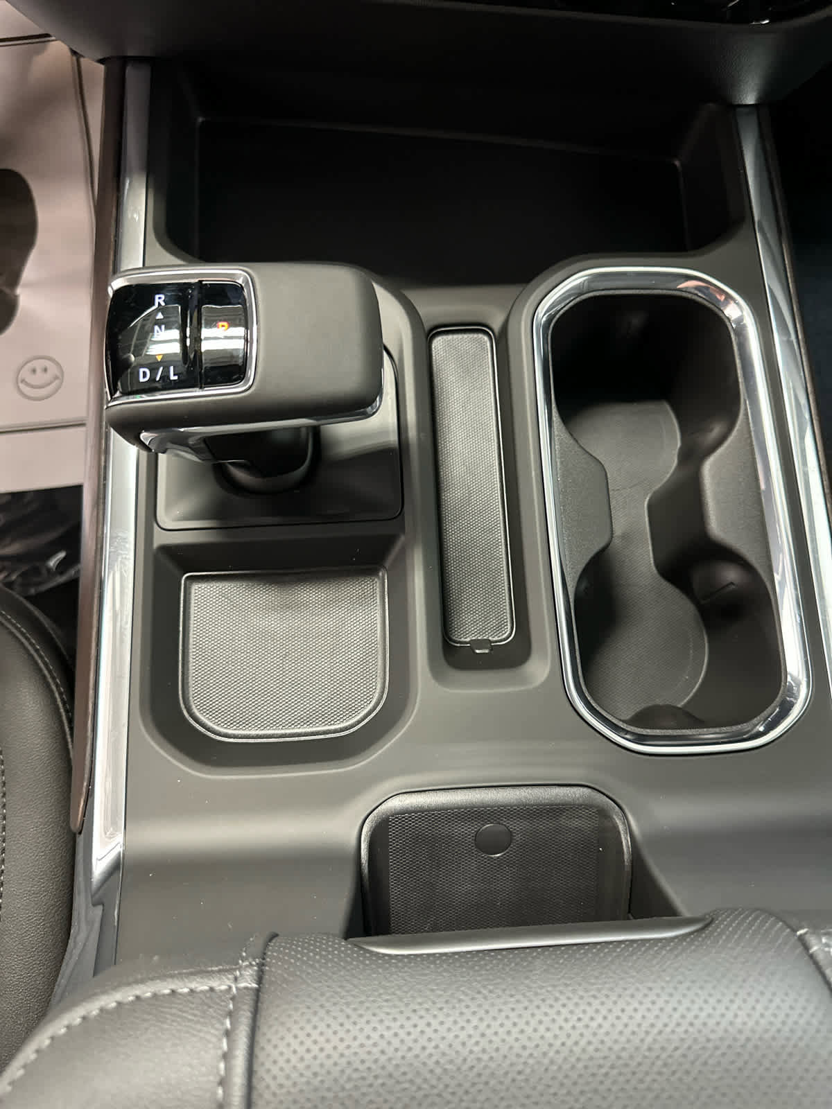 New 2026 GMC Sierra 1500 SLT w/ SLT Convenience Package image 19