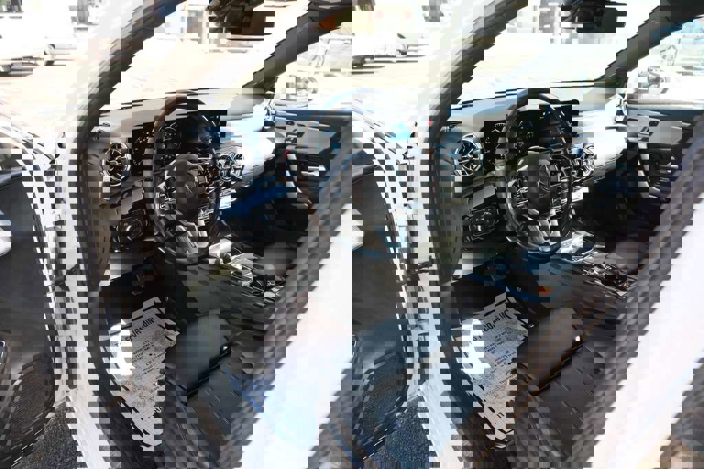 Used 2019 Mercedes-Benz A 220 4MATIC w/ Driver Assistance Package image 15