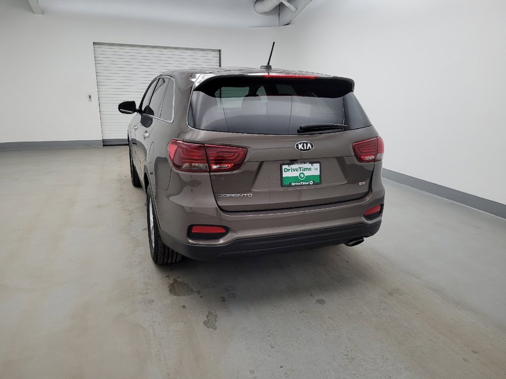 Used 2019 Kia Sorento LX image 6