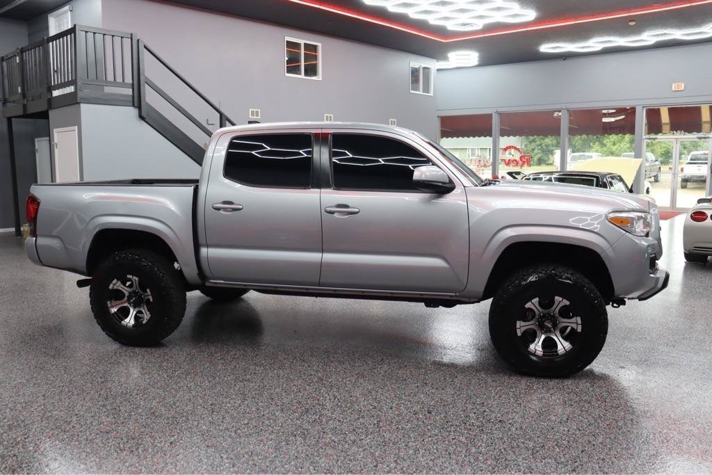 Used 2019 Toyota Tacoma SR w/ SR Convenience Package AWD/4WD image 6