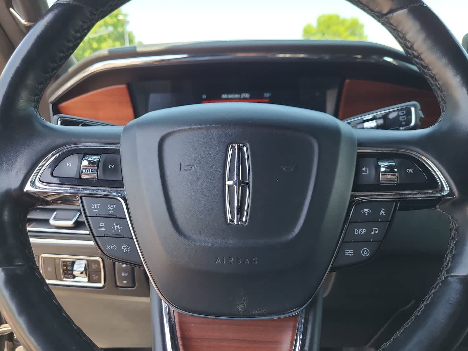 Used 2024 Lincoln Navigator L 4WD image 23