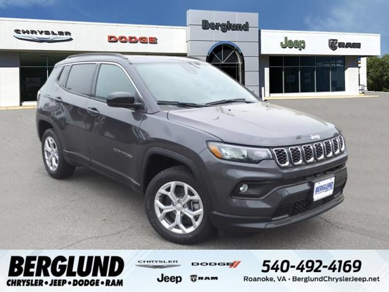 Used 2024 Jeep Compass Latitude