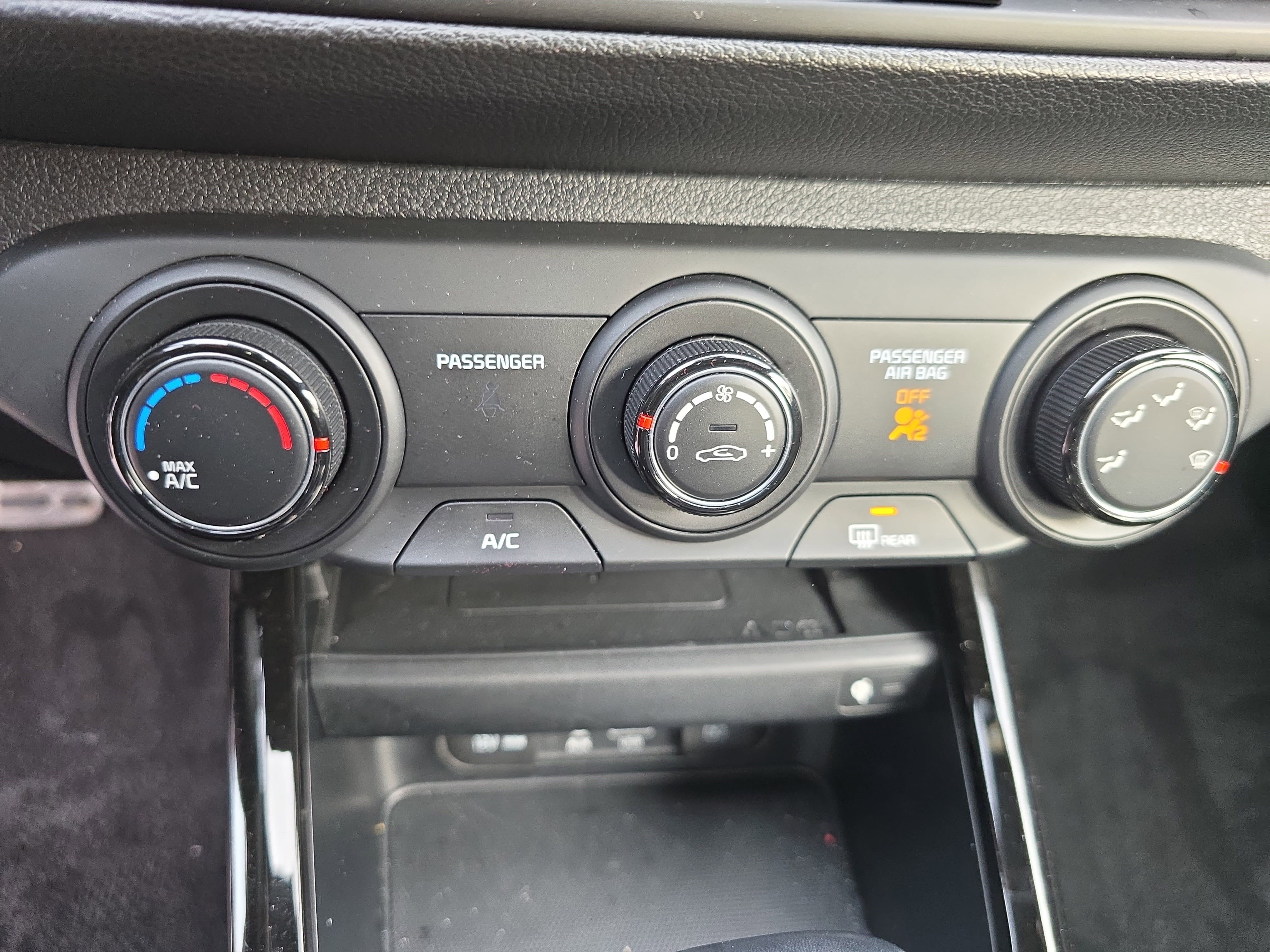 Used 2020 Kia Forte GT-Line w/ GT-Line Premium Package image 21