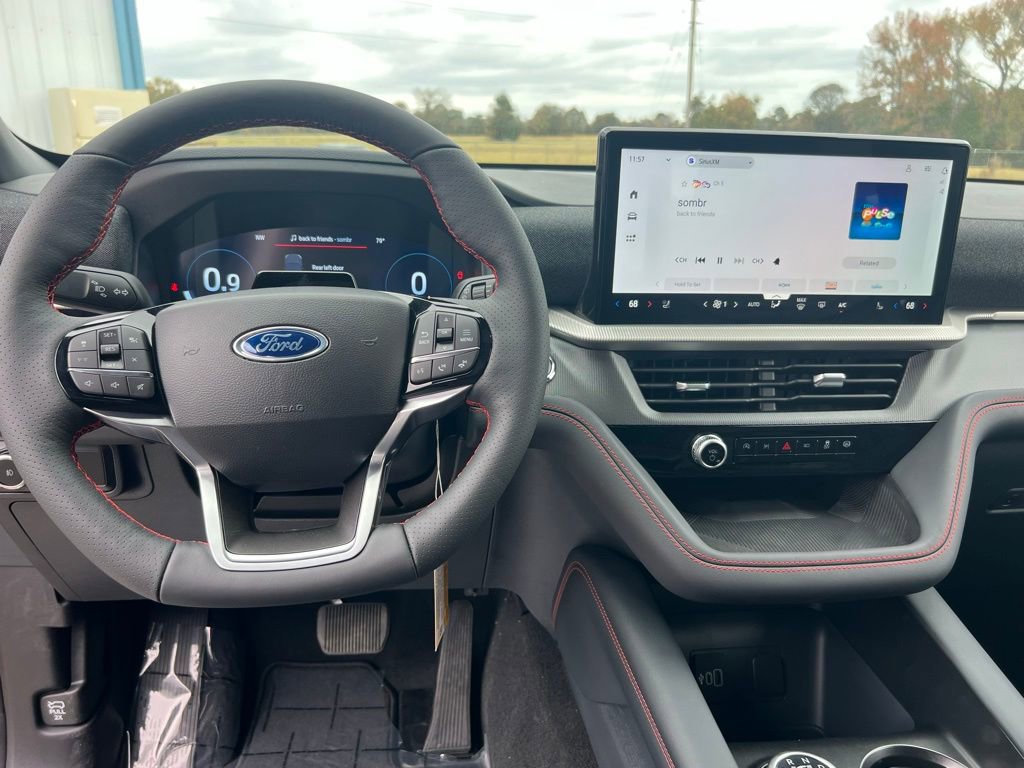 New 2026 Ford Explorer ST-Line w/ ST-Line Street Pack image 18