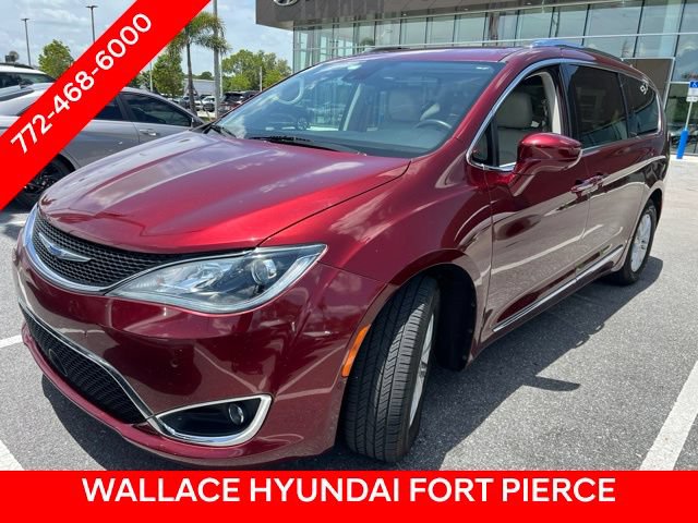 Used 2019 Chrysler Pacifica Touring-L w/ Advanced Safetytec Group FWD image 1