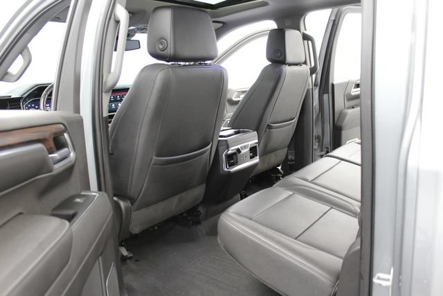 Used 2023 GMC Sierra 1500 SLT w/ SLT Premium Package AWD/4WD image 21
