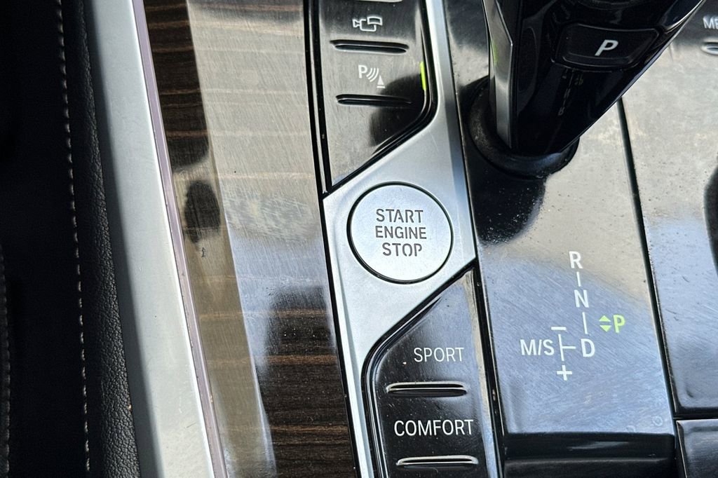 Used 2023 BMW X5 sDrive40i w/ M Sport Package image 25