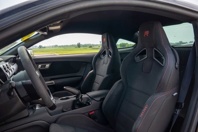 Used 2016 Ford Mustang Shelby GT350R RWD image 15