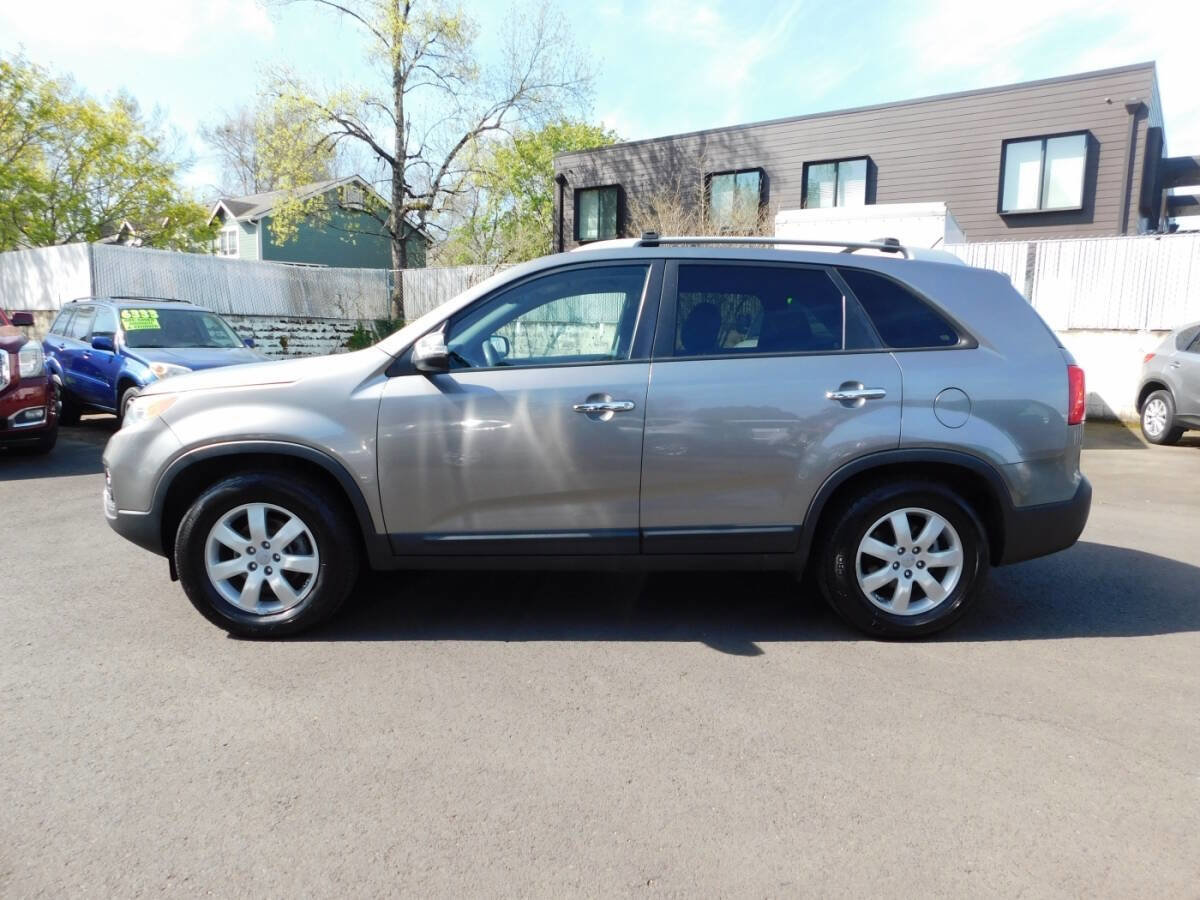 Used 2013 Kia Sorento LX w/ Convenience Pkg image 22