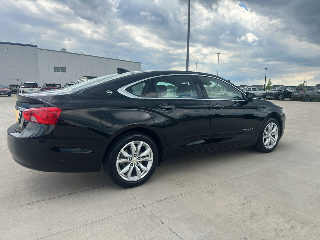 Used 2017 Chevrolet Impala LT w/ Leather Package FWD image 5
