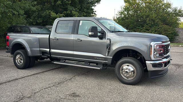 New 2026 Ford F350 XLT w/ XLT Premium Package AWD/4WD image 24