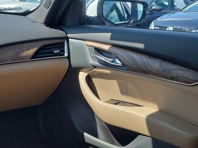 Used 2025 Cadillac CT5 Premium Luxury RWD image 4