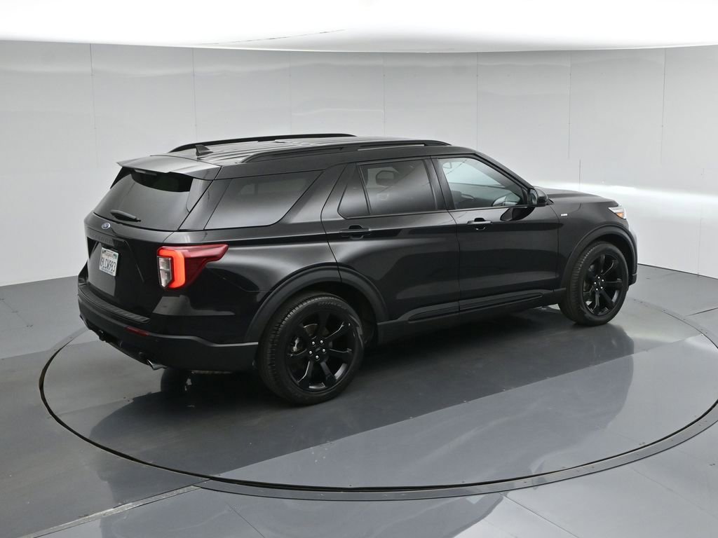 Used 2024 Ford Explorer ST-Line w/ Class IV Trailer Tow Package RWD image 44