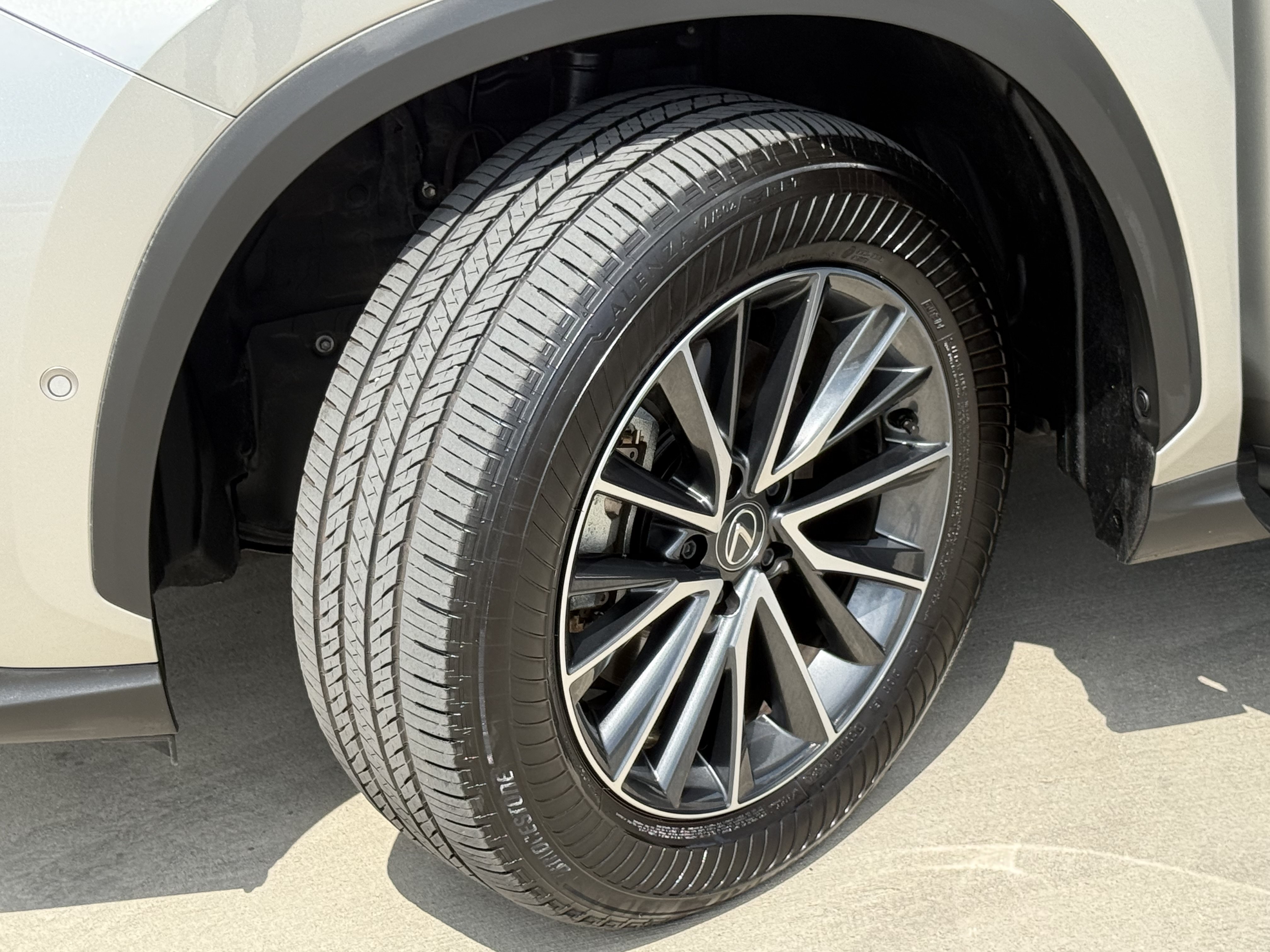 Certified 2025 Lexus NX 350h AWD w/ Accessory Package (2T) image 16