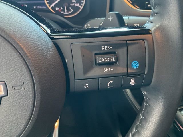 Used 2023 Nissan Rogue SL w/ SL Premium Package image 12