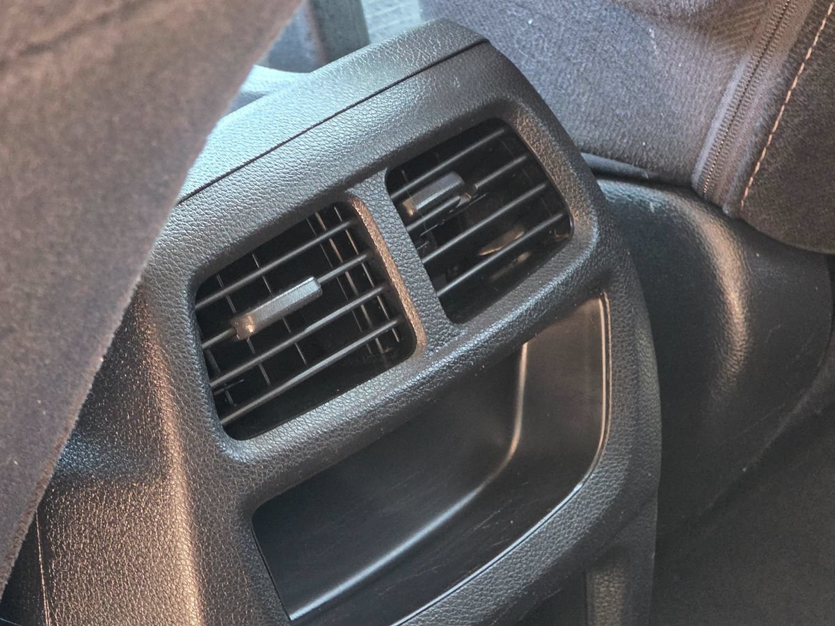 Used 2018 Honda Pilot LX image 26