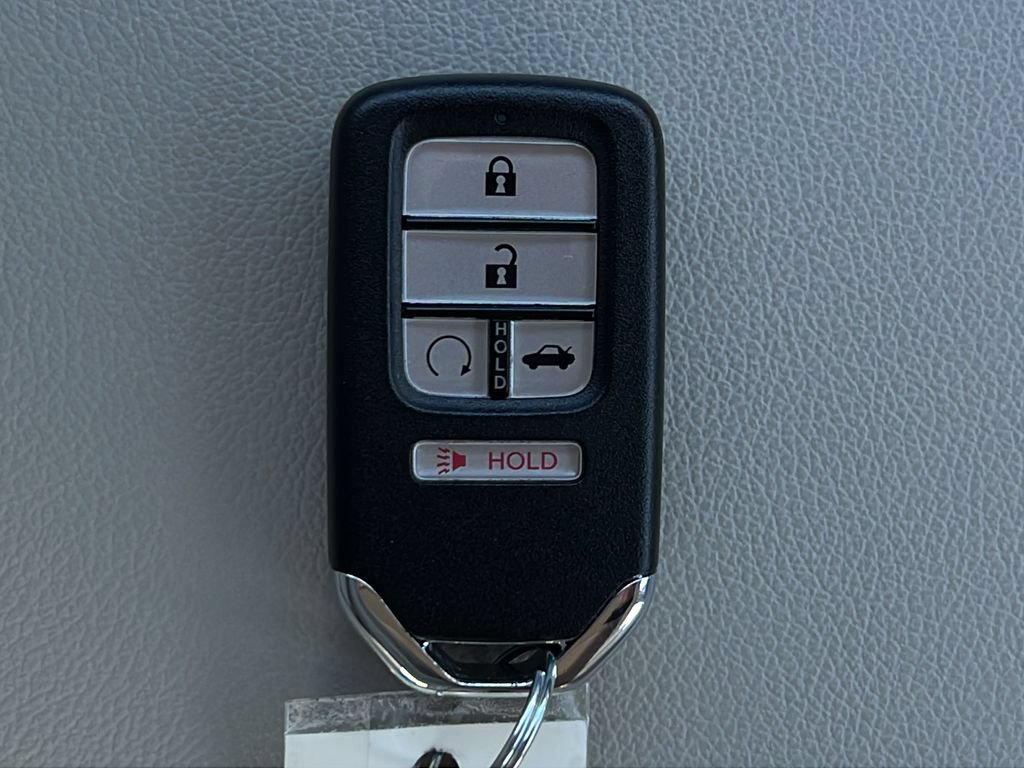Used 2021 Honda Accord Touring image 22