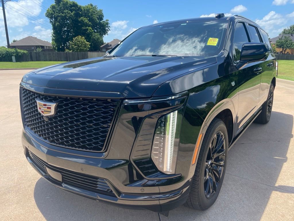 Used 2025 Cadillac Escalade Sport Platinum AWD/4WD image 1