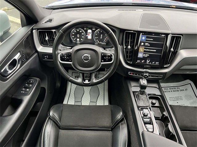 Used 2019 Volvo XC60 T6 R-Design w/ Protection Package image 18
