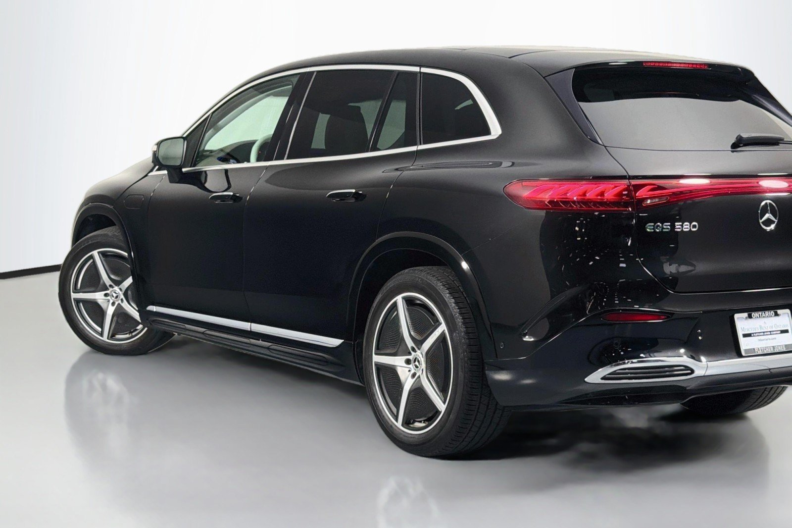 Certified 2023 Mercedes-Benz EQS 580 4MATIC SUV image 14
