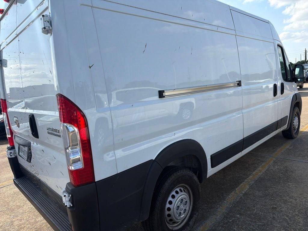 Used 2026 RAM ProMaster 2500 w/ Convenience Group FWD image 5