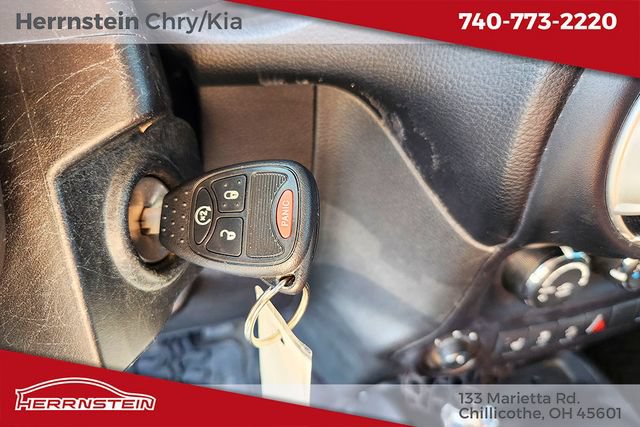 Used 2017 Jeep Wrangler Unlimited Rubicon w/ Cold Weather Group AWD/4WD image 18