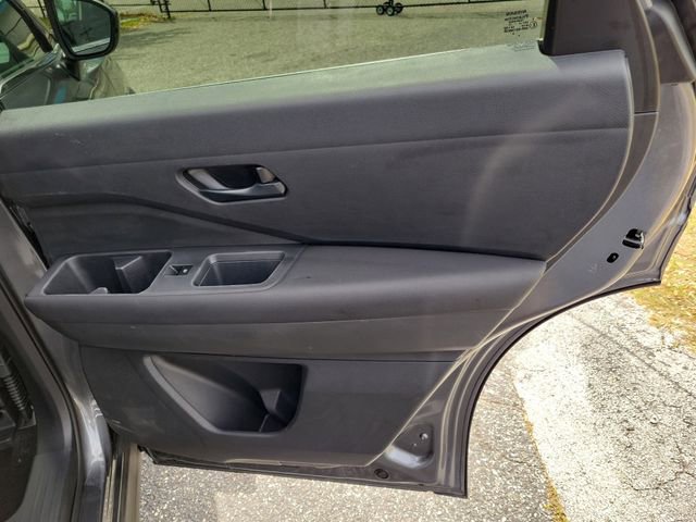 Used 2025 Nissan Pathfinder S AWD/4WD image 32