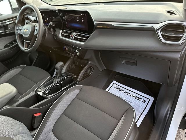 Used 2024 Chevrolet TrailBlazer LT image 27