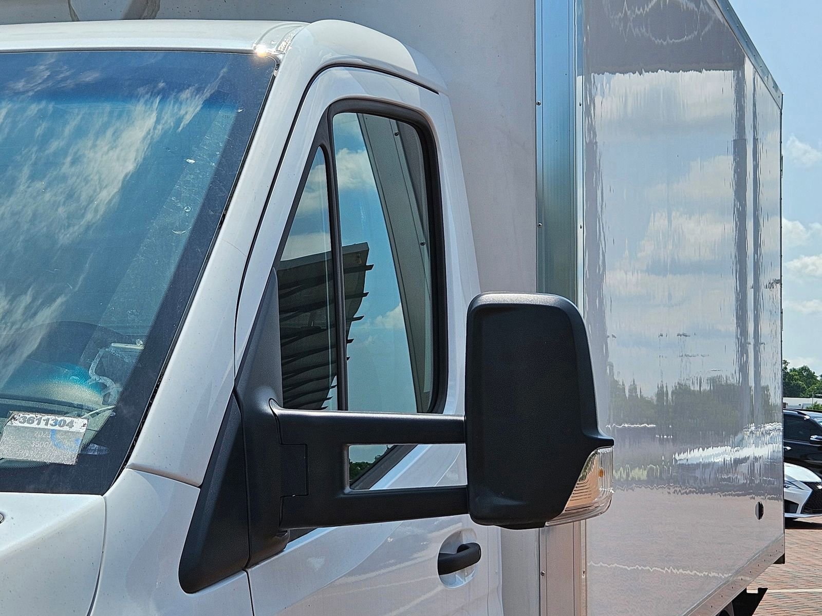 Used 2023 Mercedes-Benz Sprinter 3500 image 7