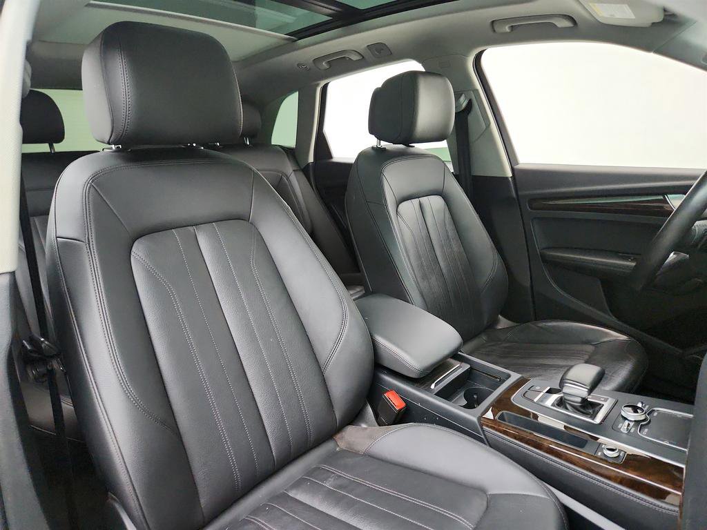 Used 2019 Audi Q5 2.0T Premium Plus w/ Premium Plus Package image 28