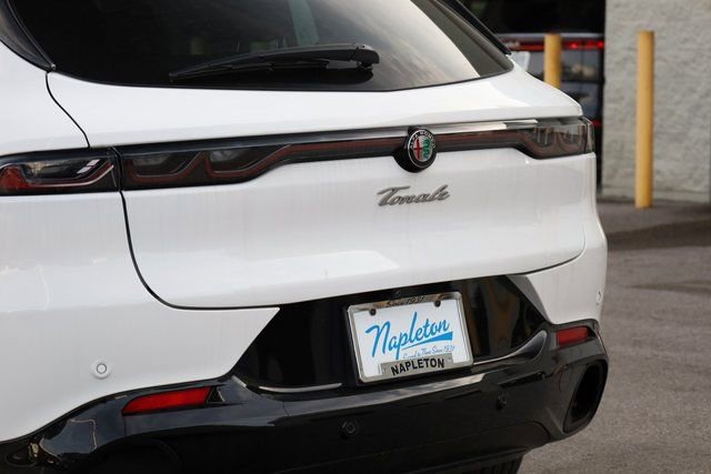 New 2025 Alfa Romeo Tonale w/ Premium Package image 7