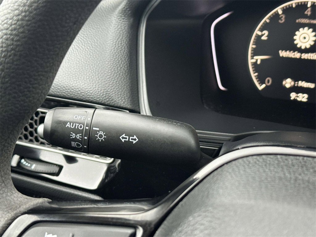 Certified 2025 Honda Civic LX image 10