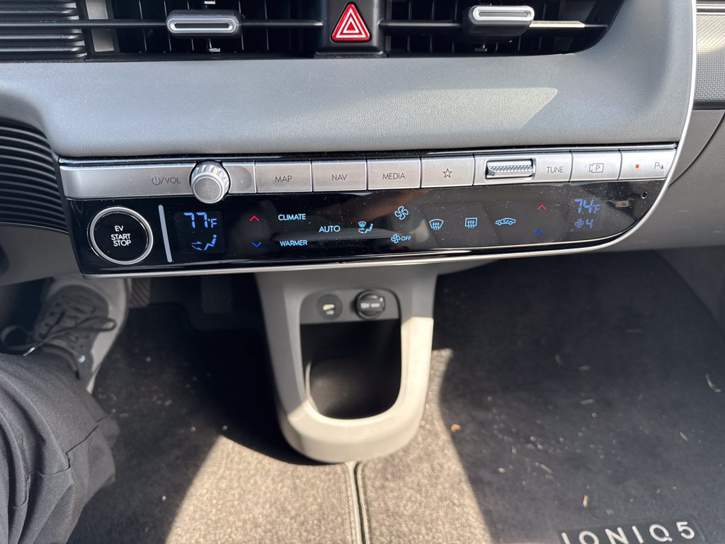 Certified 2024 Hyundai Ioniq 5 Limited RWD image 24