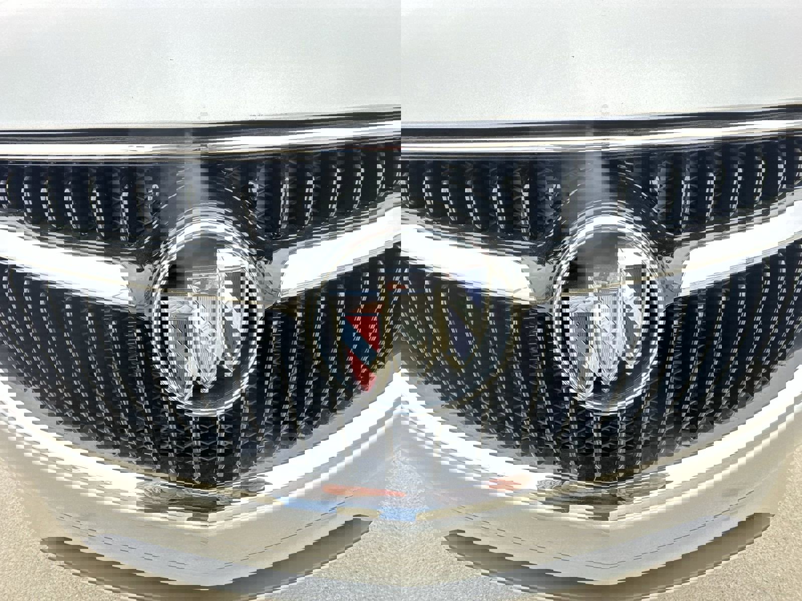 Used 2022 Buick Encore Preferred w/ Safety Package AWD/4WD image 30