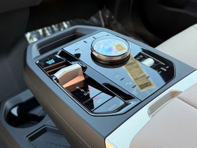 New 2026 BMW iX xDrive45 image 23