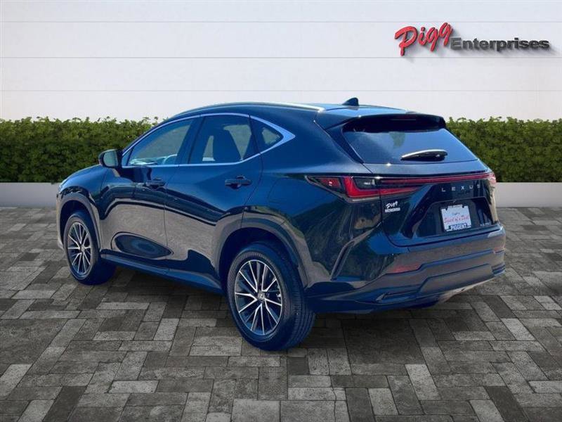Used 2025 Lexus NX 250 FWD w/ Accessory Package (Z2) image 8