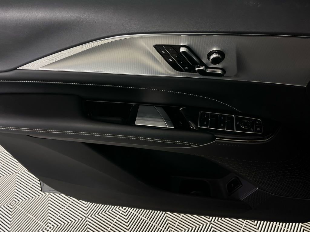 Used 2024 Cadillac Lyriq Tech w/ Driver Assist Package image 25