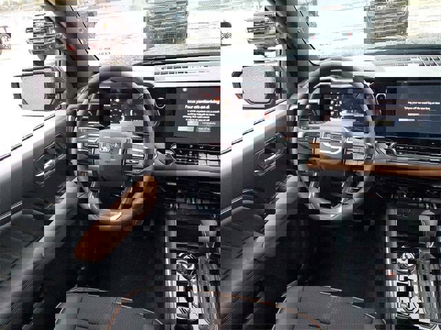 New 2026 GMC Canyon AT4 image 13