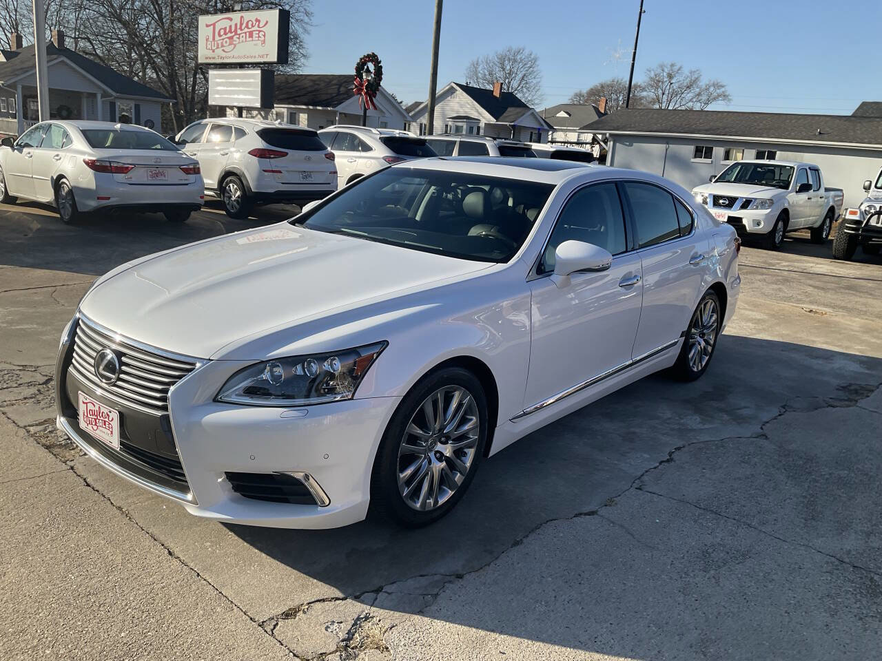 Used 2014 Lexus LS 460 w/ Comfort Package image 7