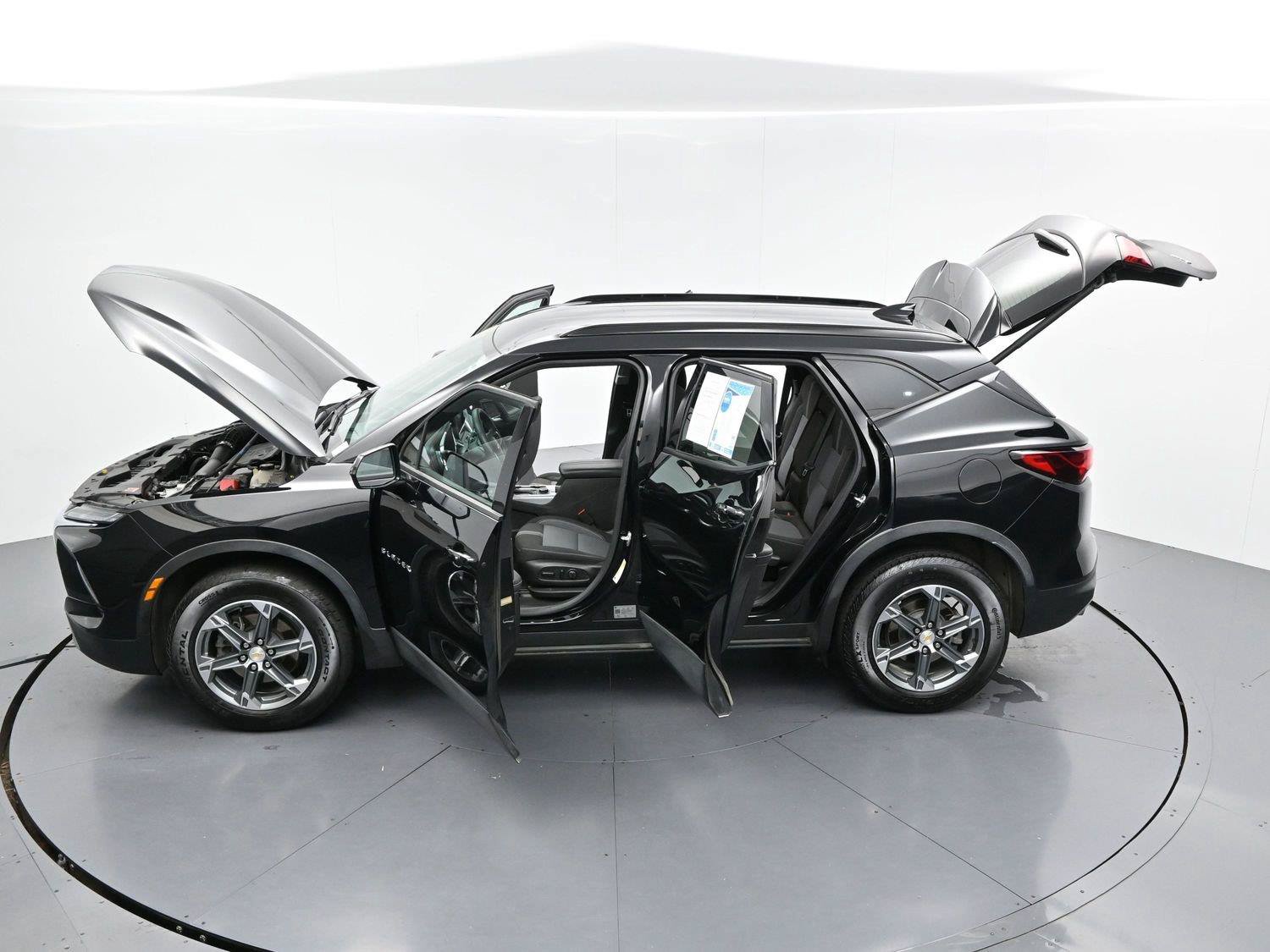 Used 2023 Chevrolet Blazer LT w/ Convenience Package FWD image 44