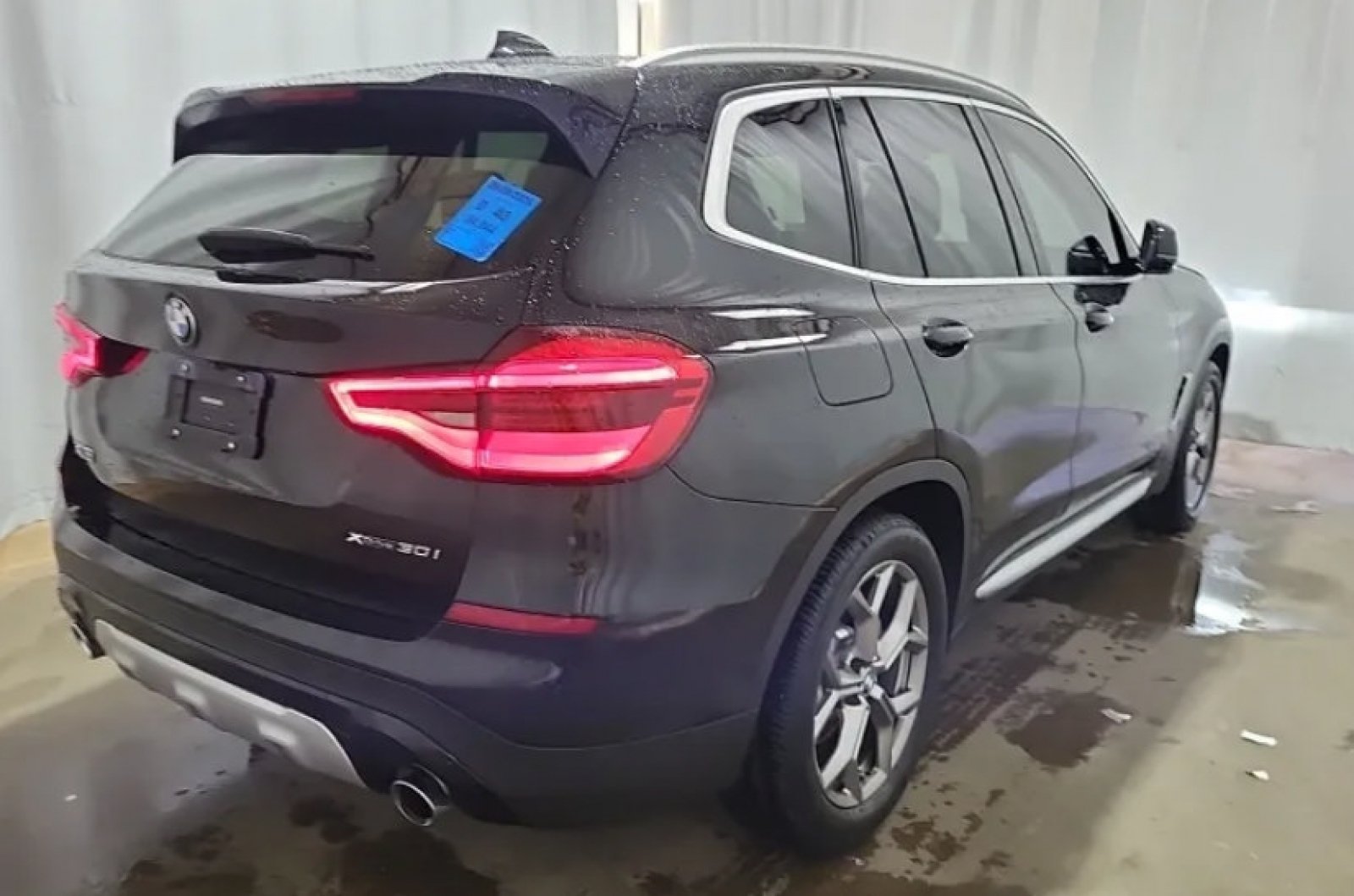 Used 2021 BMW X3 xDrive30i w/ Premium Package AWD/4WD image 3