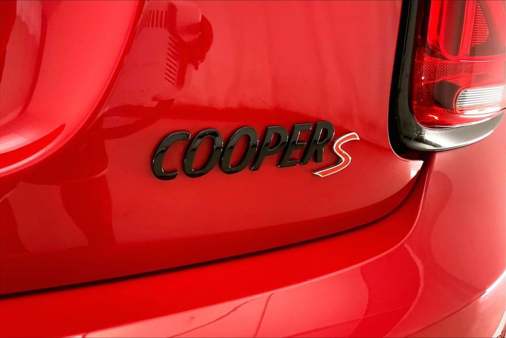 Used 2022 MINI Cooper S w/ Premium Package FWD image 7