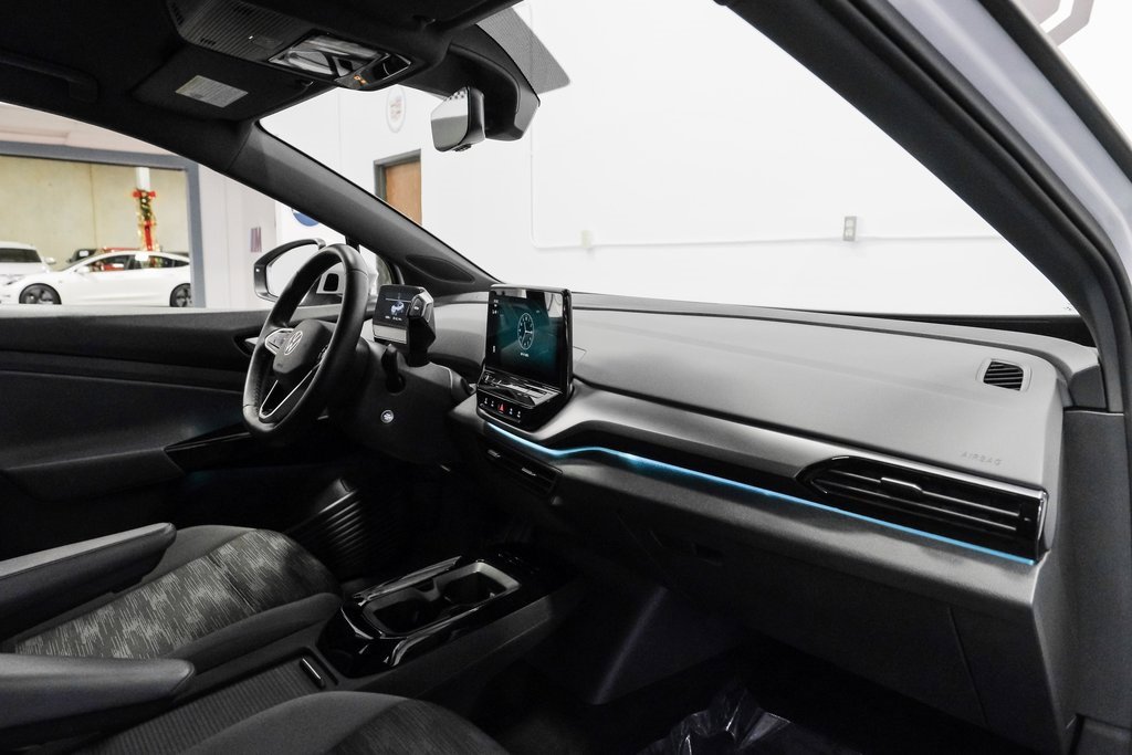 Used 2021 Volkswagen ID.4 Pro w/ ID.4 Protection Package image 18